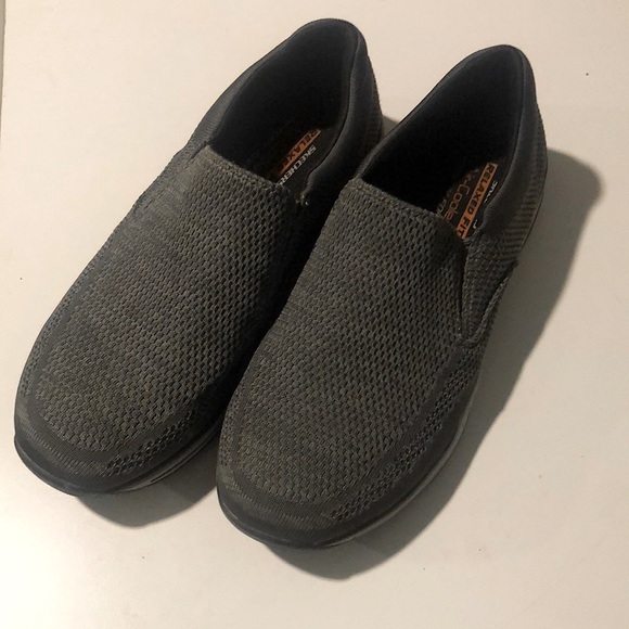 Sketchers memory foam shoes - Picture 1 of 3